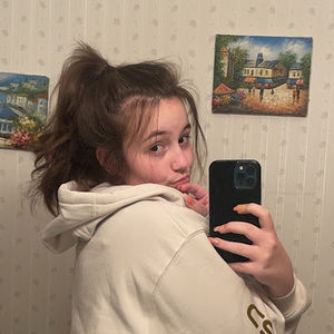 Meet your Posher, Sophia